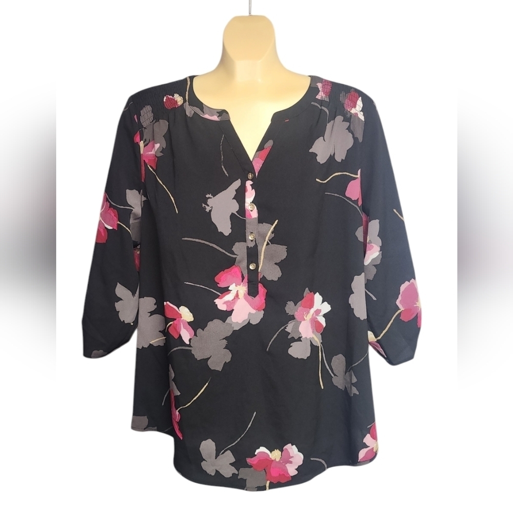 croft & barrow Black Floral Henley Blouse with Pink and Gray Accents